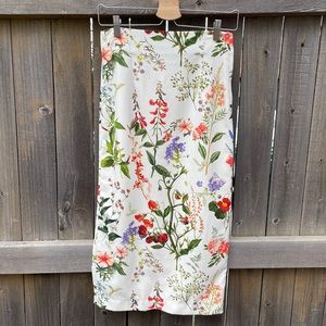 Zara Women’s midi pencil skirt